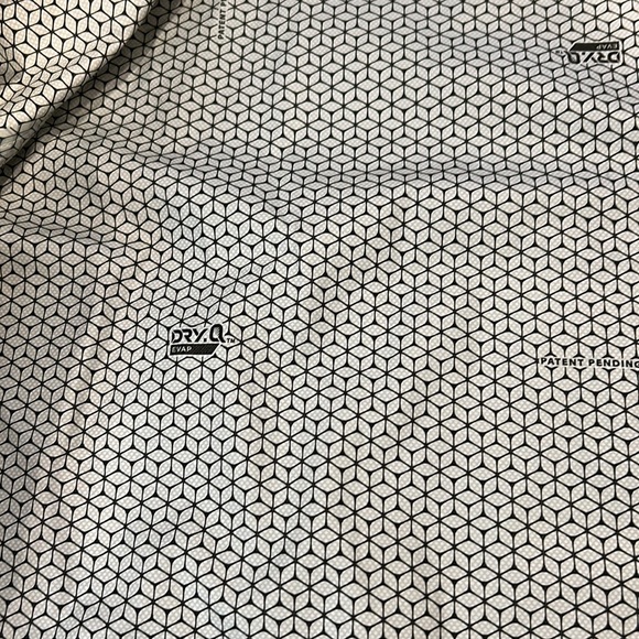 Mountain Hard Wear Dry Q Mens XL jacket. Like new - Picture 4 of 6